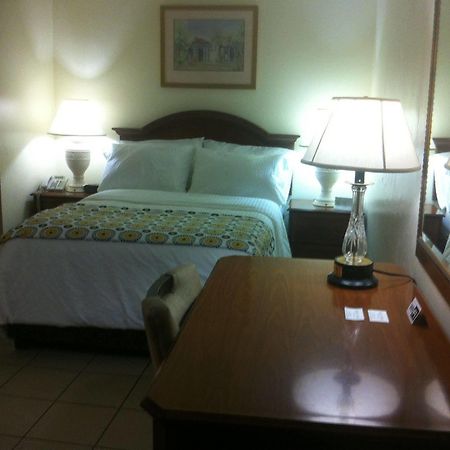 Micro Hotel Condo Suites Santo Domingo Luaran gambar