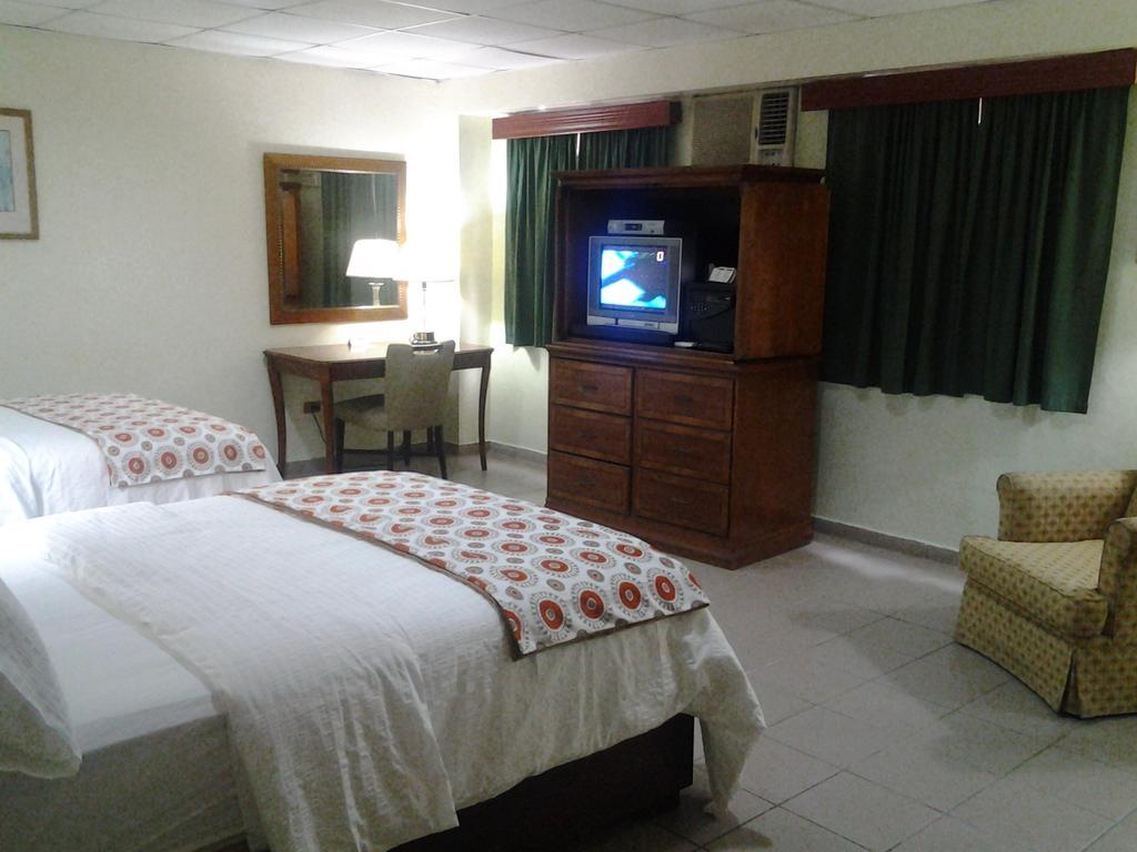 Micro Hotel Condo Suites Santo Domingo Bilik gambar